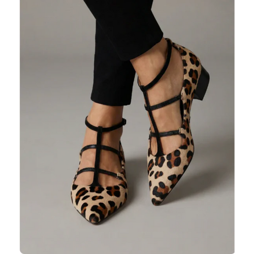 ANIMAL PRINT BALLET FLATS WITH STRAPS